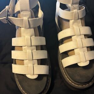 Cute vegan ankle sandals.